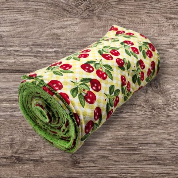Eco-Friendly Reusable Paper Towels in Gingham Cherries - Picture 4 of 4